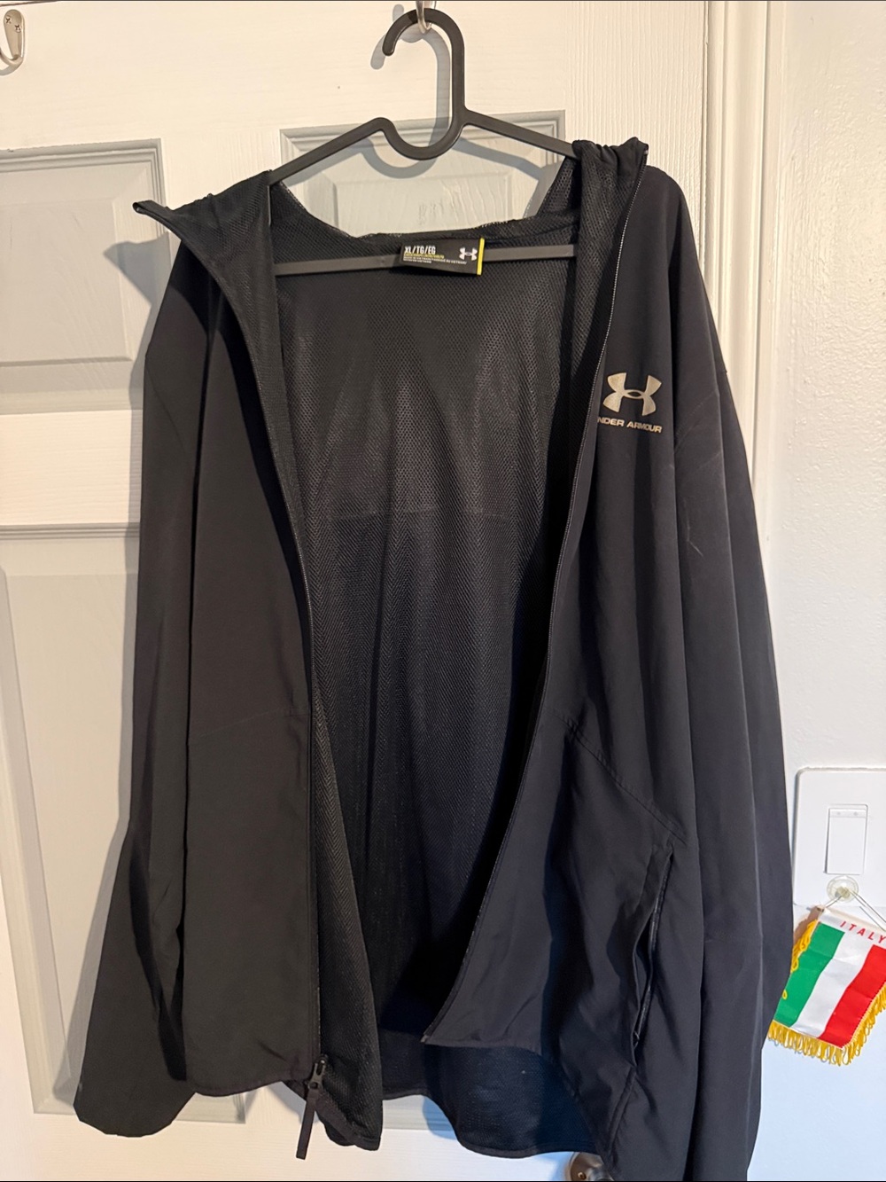 Under Armour Black Hooded Performance Jacket